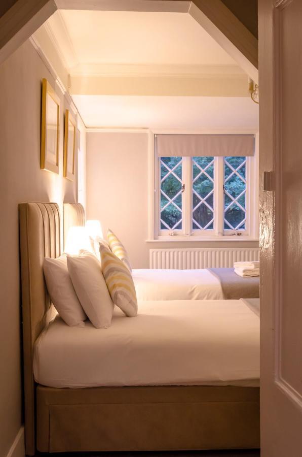 The Alverbank Hotel Gosport Exterior photo